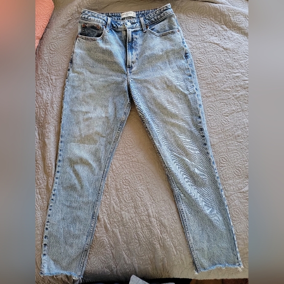 Abercrombie & Fitch Plus Curve Love High Rise Jeans, Size 2 - Picture 2 of 7